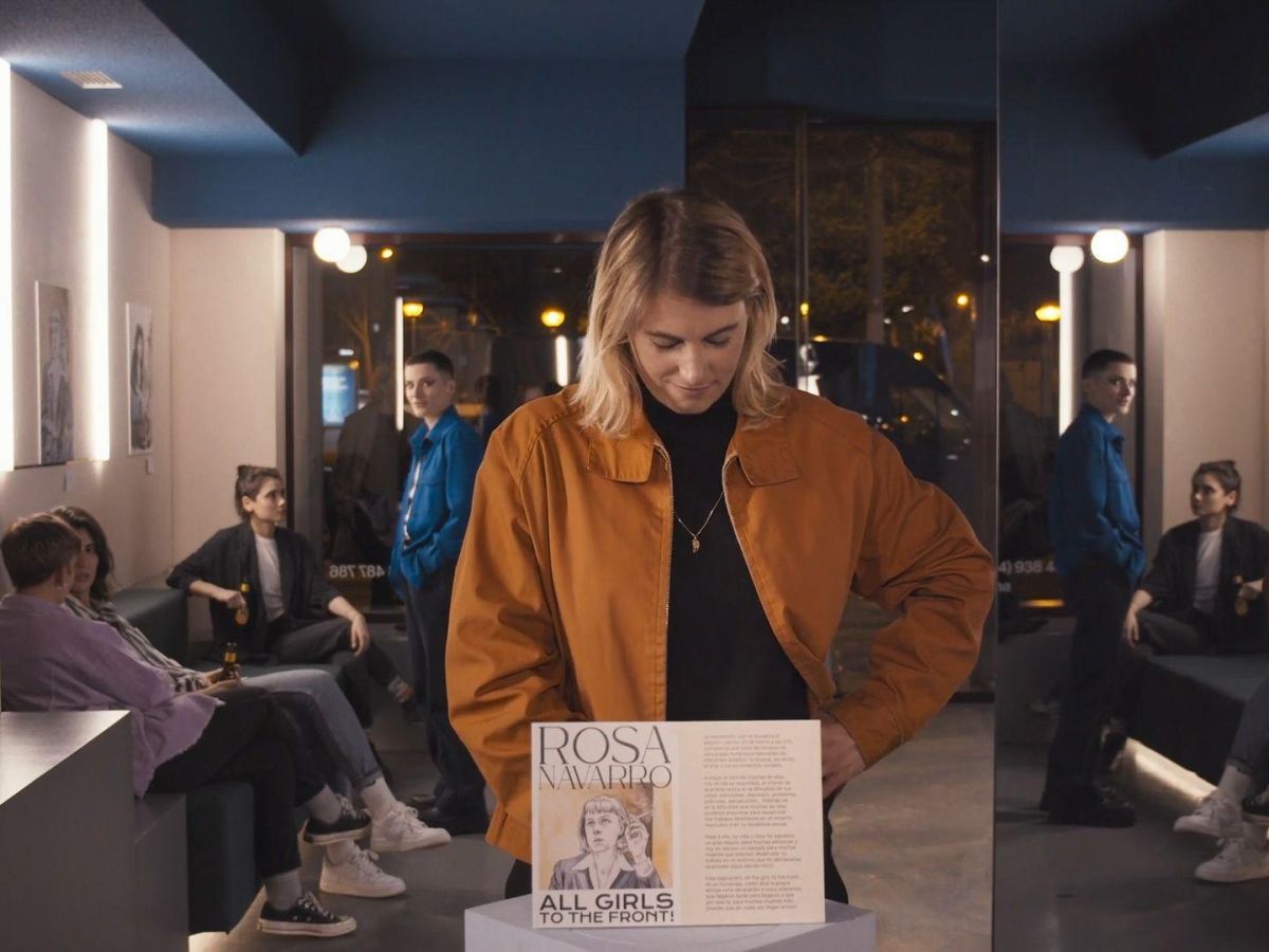 Crítica de "La amiga de mi amiga", un viaje a través de la amistad, el amor y el deseo en la Barcelona queer