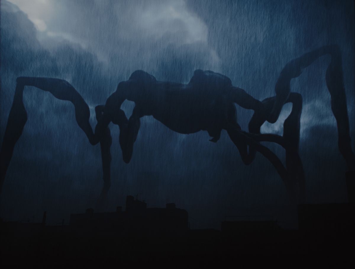 Crítica de “Me encontrarás en lo profundo del abismo”, entre “La guerra de los mundos” y H.P. Lovecraft