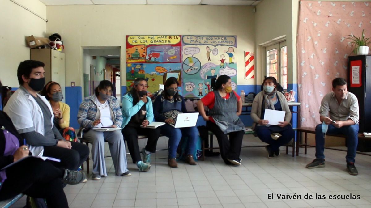 Crítica de “El vaivén de las escuelas”, un documental para repensar la educación post pandemia