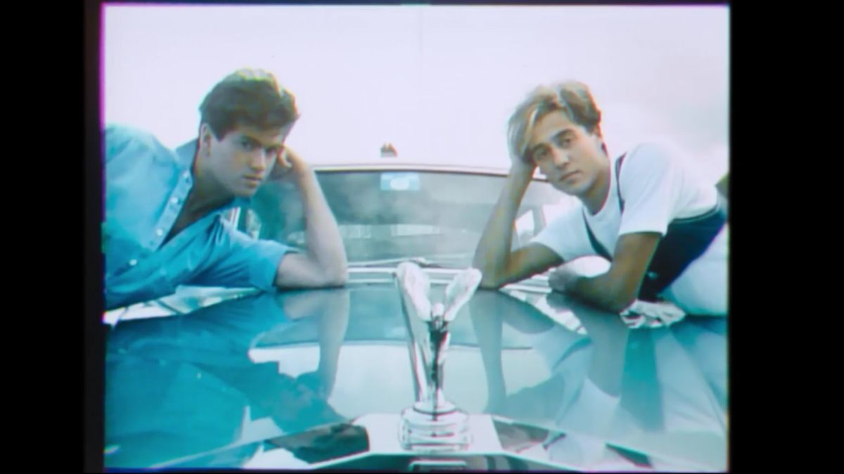 Crítica de “Wham!”, la historia de la banda y amistad de George Michael y Andrew Ridgeley