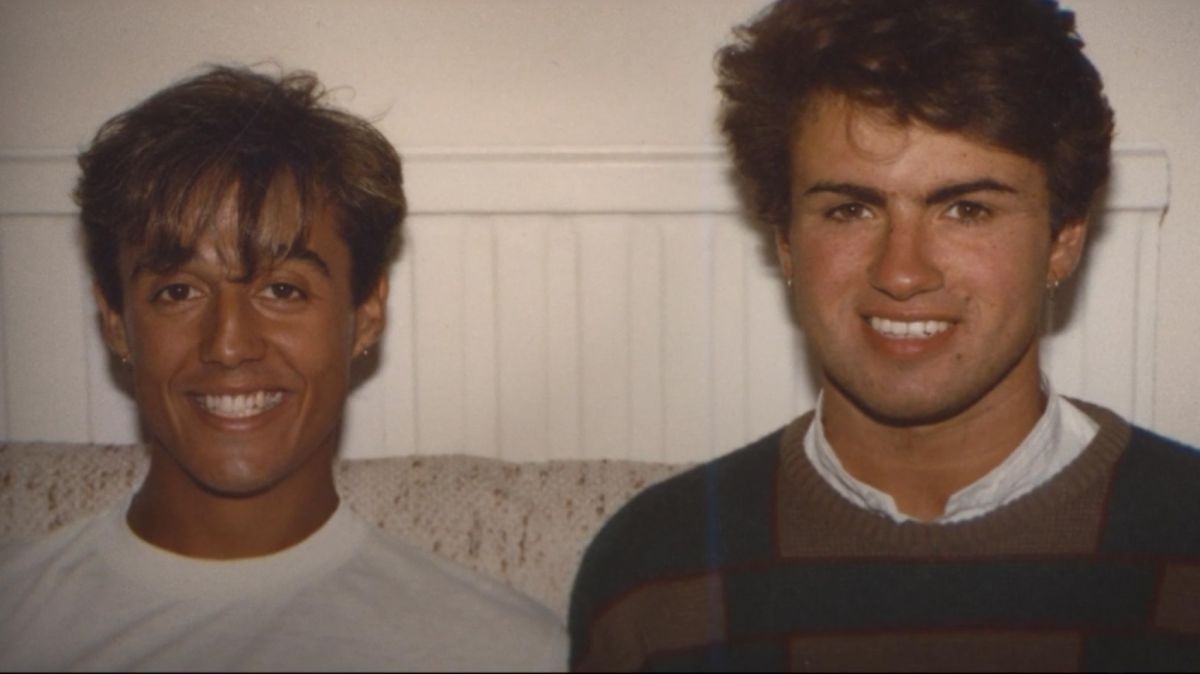 Crítica de “Wham!”, la historia de la banda y amistad de George Michael y Andrew Ridgeley