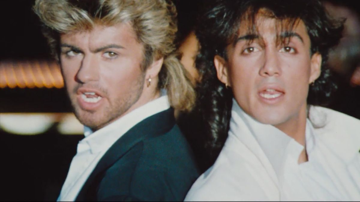 Crítica de “Wham!”, la historia de la banda y amistad de George Michael y Andrew Ridgeley