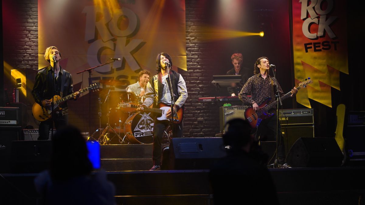 Guido Pennelli al frente de un enriquecedor camino artístico en el que confluyen la actuación y la música