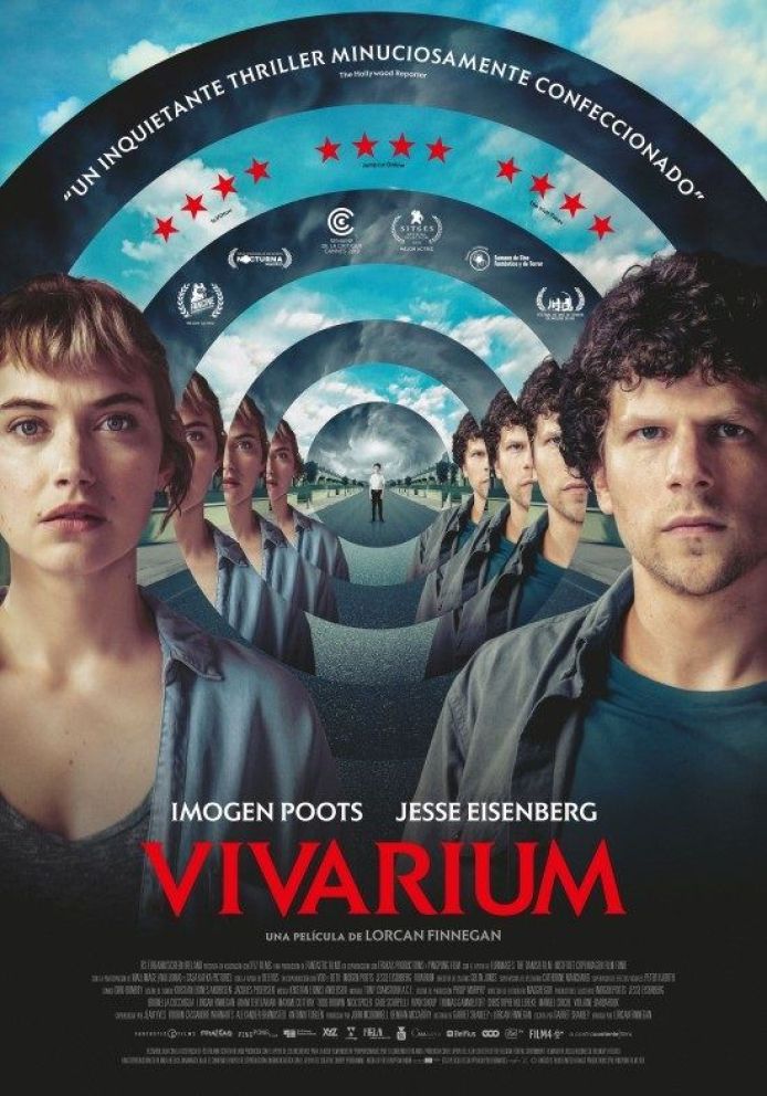 Crítica de "Vivero", Imogen Poots y Jesse Eisenberg atrapados en Yonder