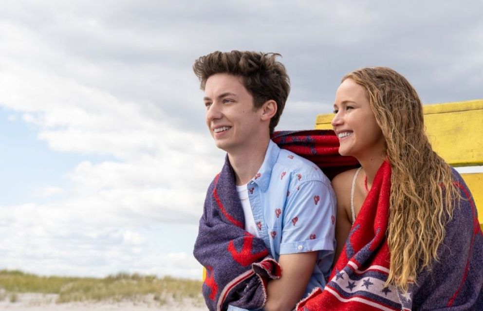 Crítica de "Hazme el favor", todo por un auto