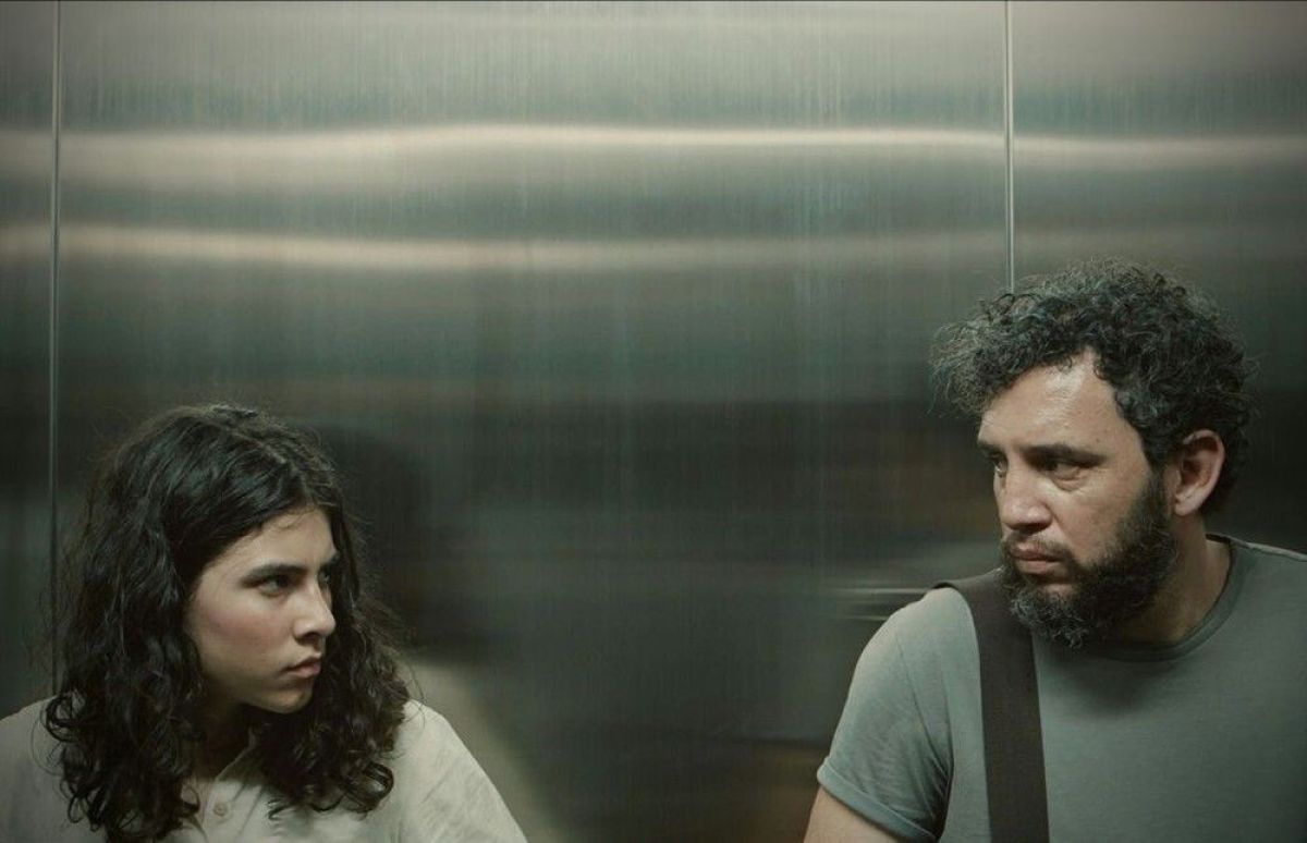 Crítica de "Tengo sueños eléctricos", un viaje al interior de las relaciones familiares