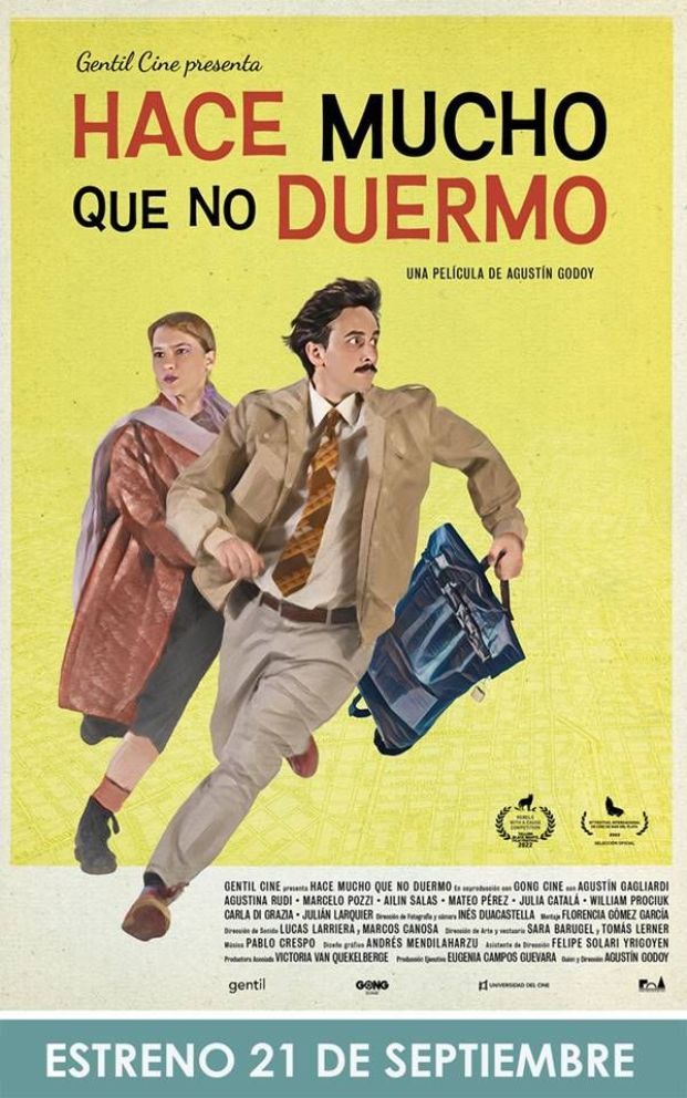 Crítica de "Hace mucho que no duermo", Agustín Godoy y el absurdo misterio de la mochila