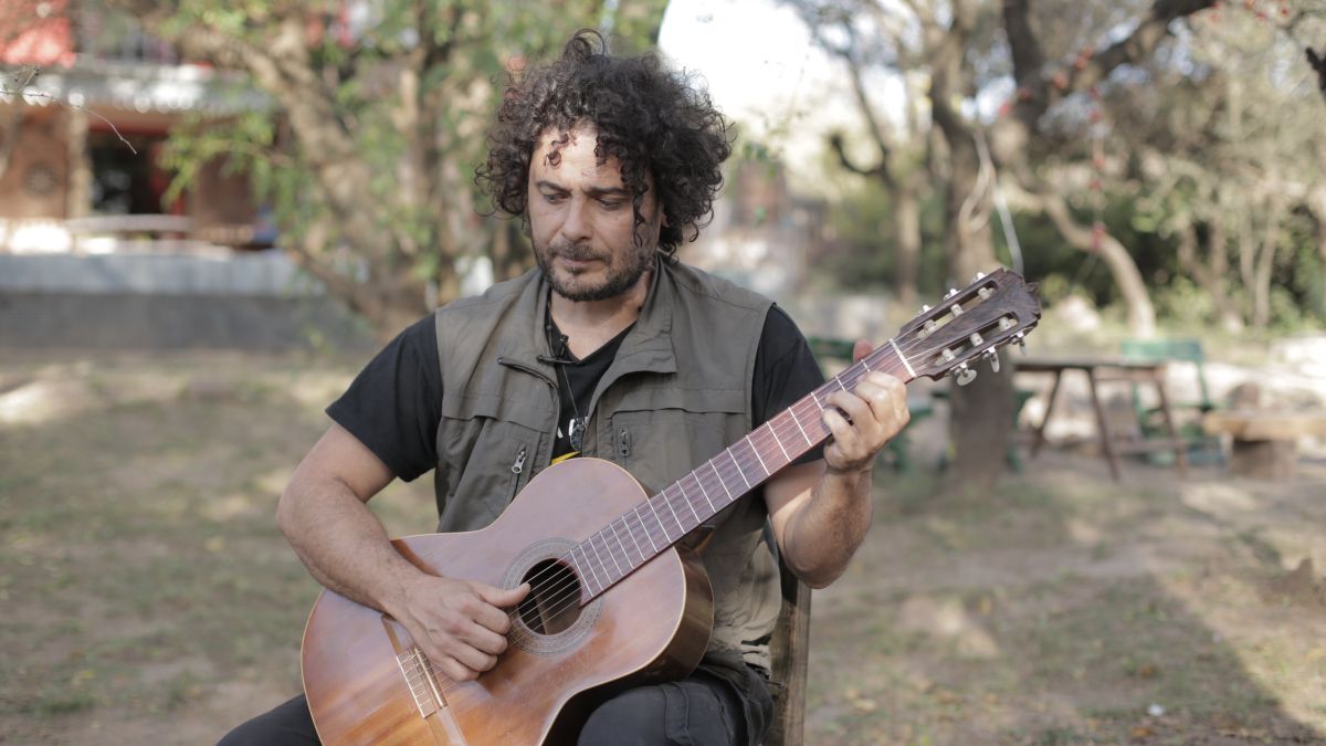 Crítica de "Pulsando la vida", una necesaria visión y reivindicación del canto cuyano