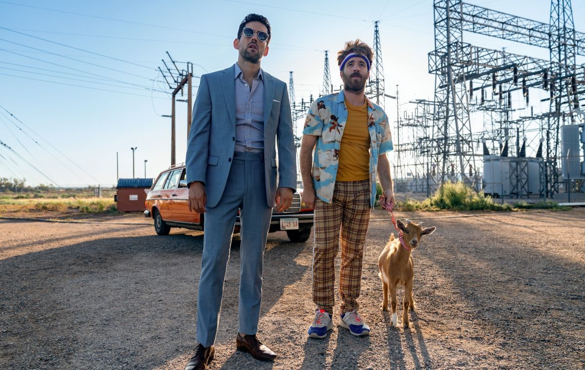 Crítica de “Medios hermanos”, una divertida road movie hacia ambos lados de la frontera