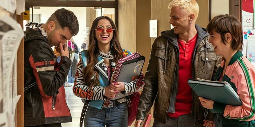 Crítica de "El club de los lectores criminales", un  slasher  que bucea entre el homenaje y el cliché