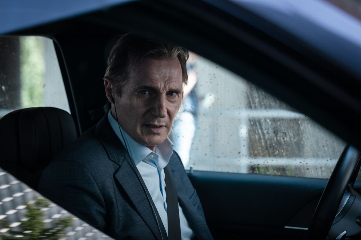 Crítica de “Contrarreloj”, Liam Neeson en otra película de un cine de acción que muere lentamente