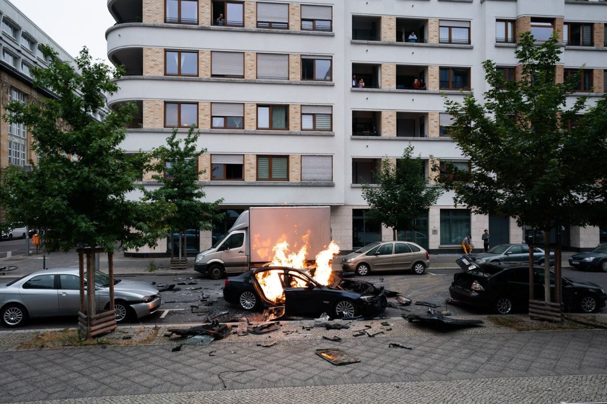 Crítica de “Contrarreloj”, Liam Neeson en otra película de un cine de acción que muere lentamente