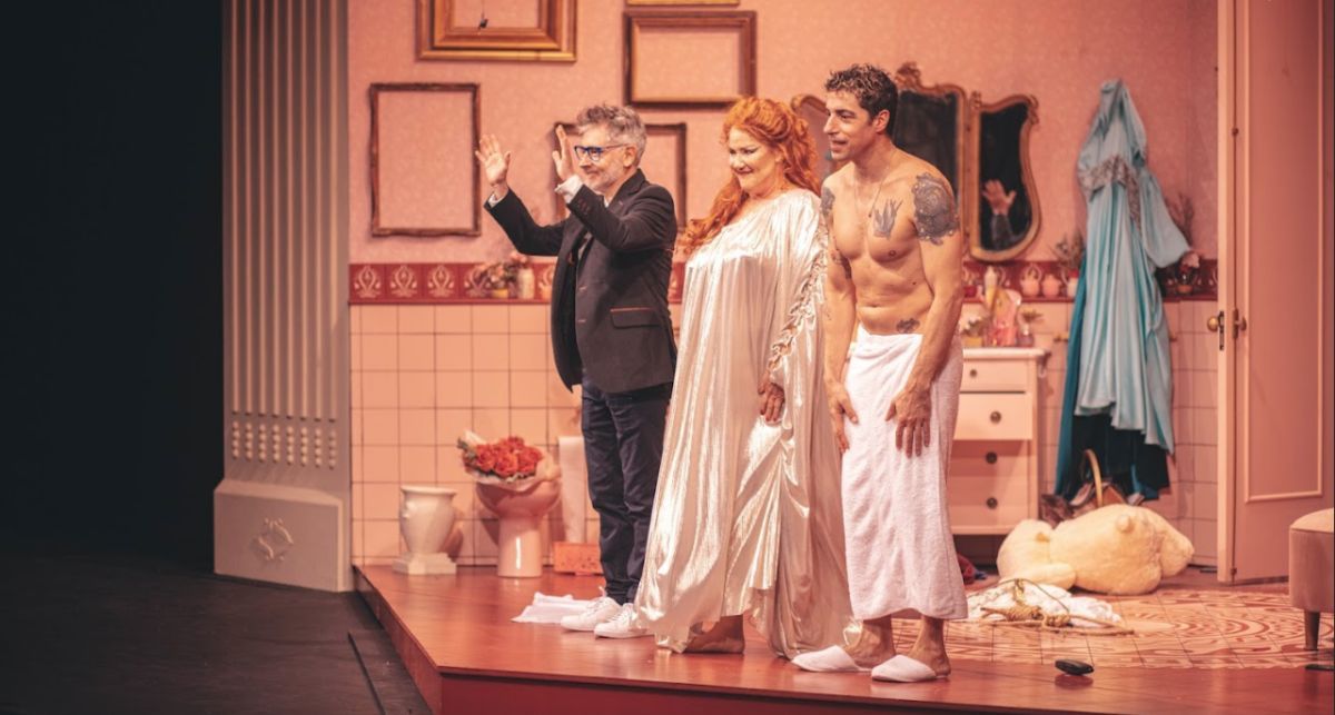 Crítica de  "Antígona en el baño", Verónica Llinás en una audaz reinterpretación de un clásico atemporal