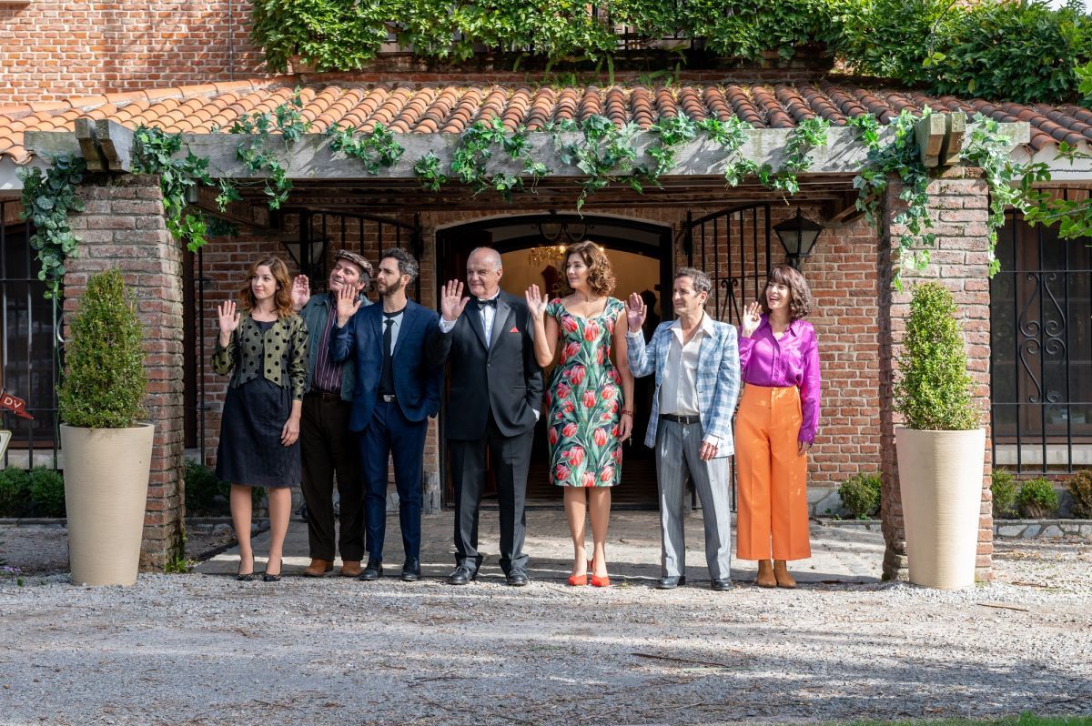 Crítica de “Oliva”, los Leyrado en una simpática parodia de los Corleone