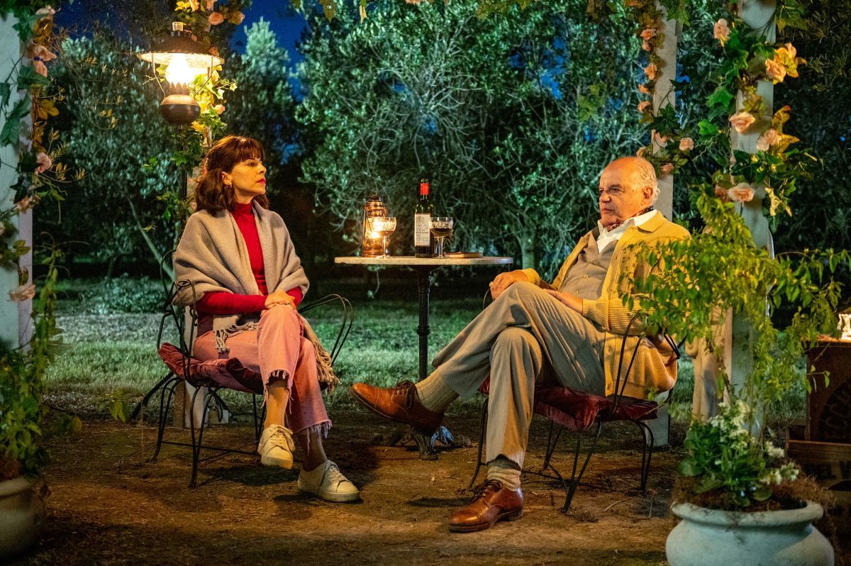 Crítica de “Oliva”, los Leyrado en una simpática parodia de los Corleone