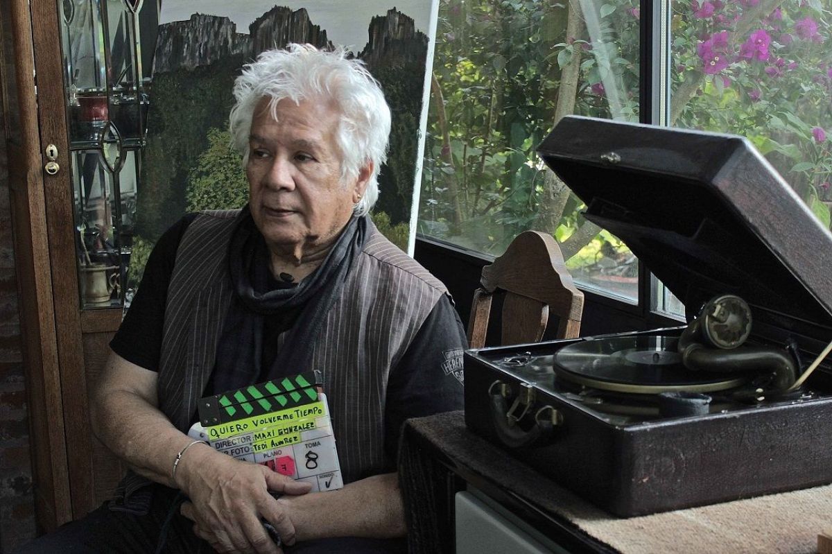 Crítica de "Quiero volverme tiempo", un documento vital de un trovador cabal