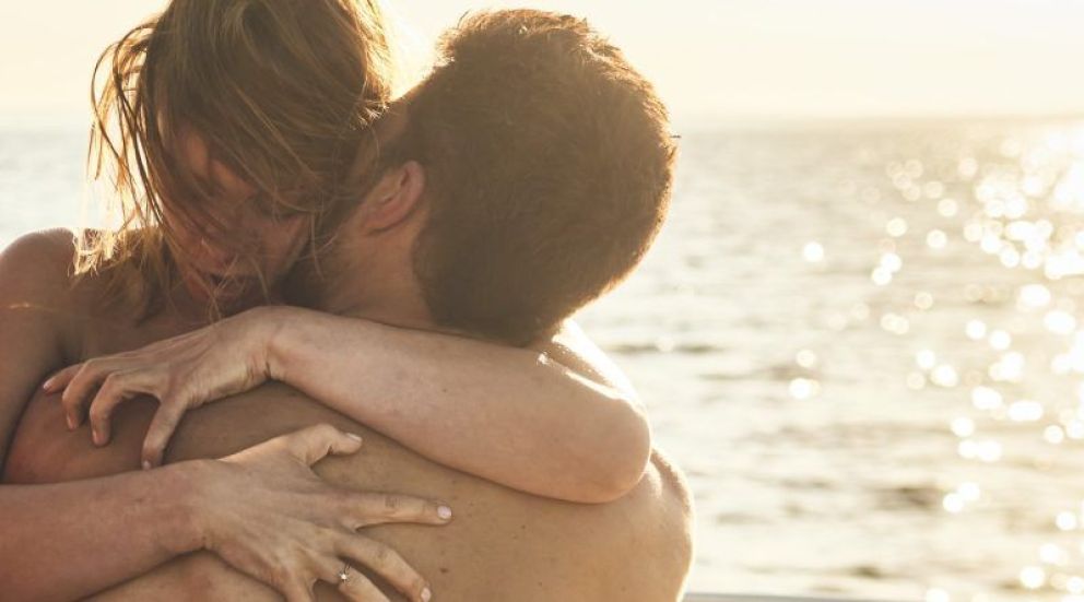 Crítica de "De vuelta al deseo" y un intento poco apasionado para atraer a la audiencia del género erótico