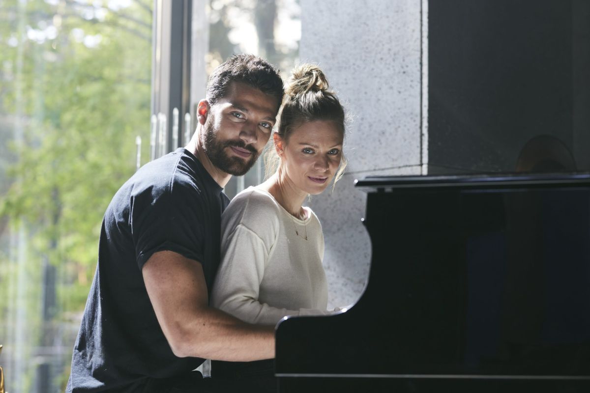 Crítica de "De vuelta al deseo" y un intento poco apasionado para atraer a la audiencia del género erótico