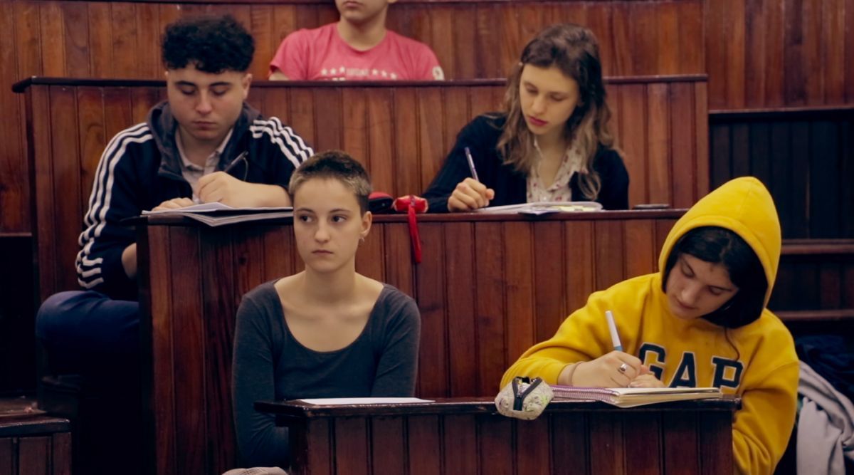 Crítica de “Pibas superpoderosas”, un íntimo retrato a la juventud feminista