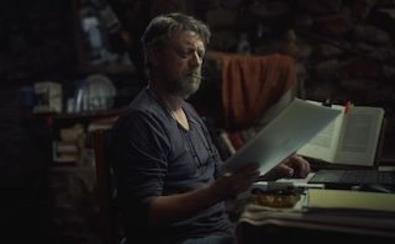 Crítica de "Cerrar los ojos", Víctor Erice en el laberinto de los recuerdos