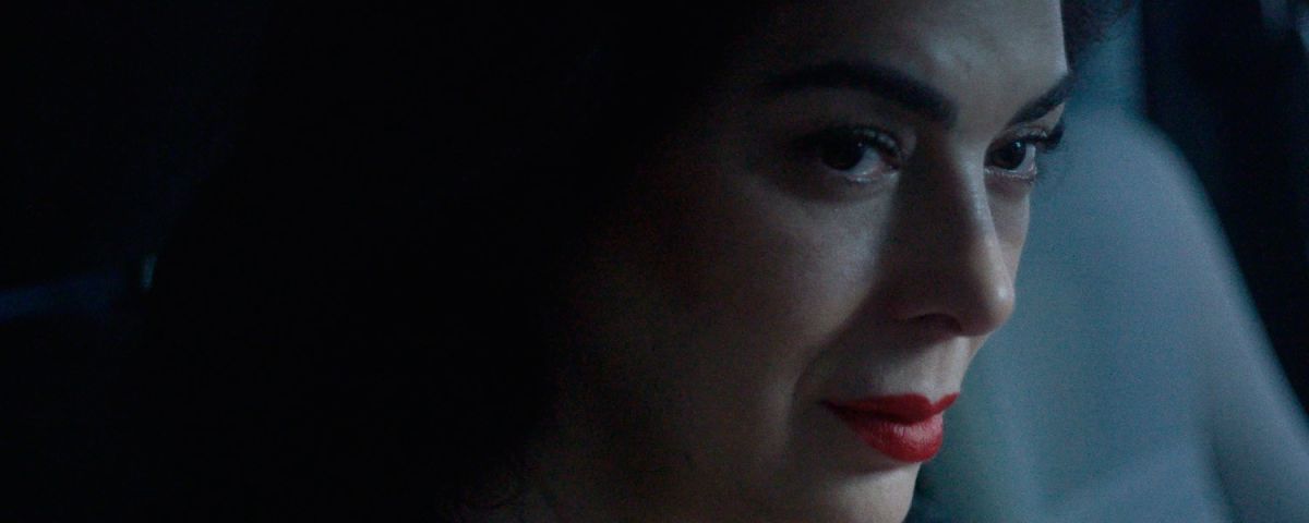 Crítica de "La mujer hormiga": Betania Cappato y Adrián Suárez en un canto a la resiliencia familiar