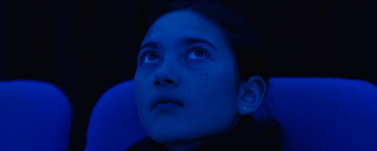 Crítica de "Los tonos mayores": Ingrid Pokropek y un viaje adolescente a través del misterio morse