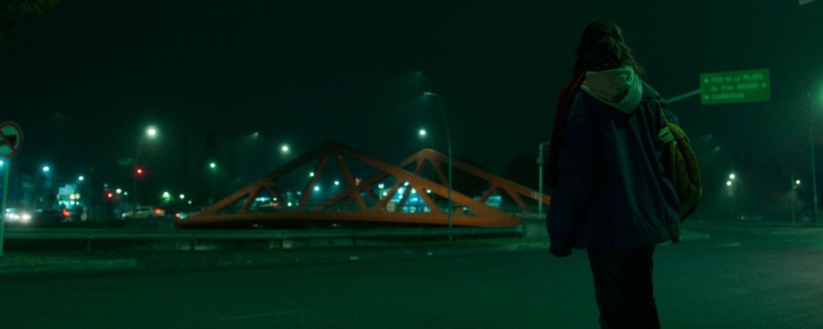 Crítica de "Los tonos mayores": Ingrid Pokropek y un viaje adolescente a través del misterio morse