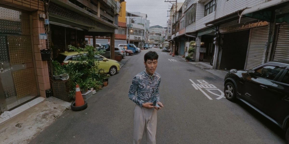 Crítica de "El auge del humano 3": Eduardo "Teddy" Williams  entre lo abstracto y lo concreto