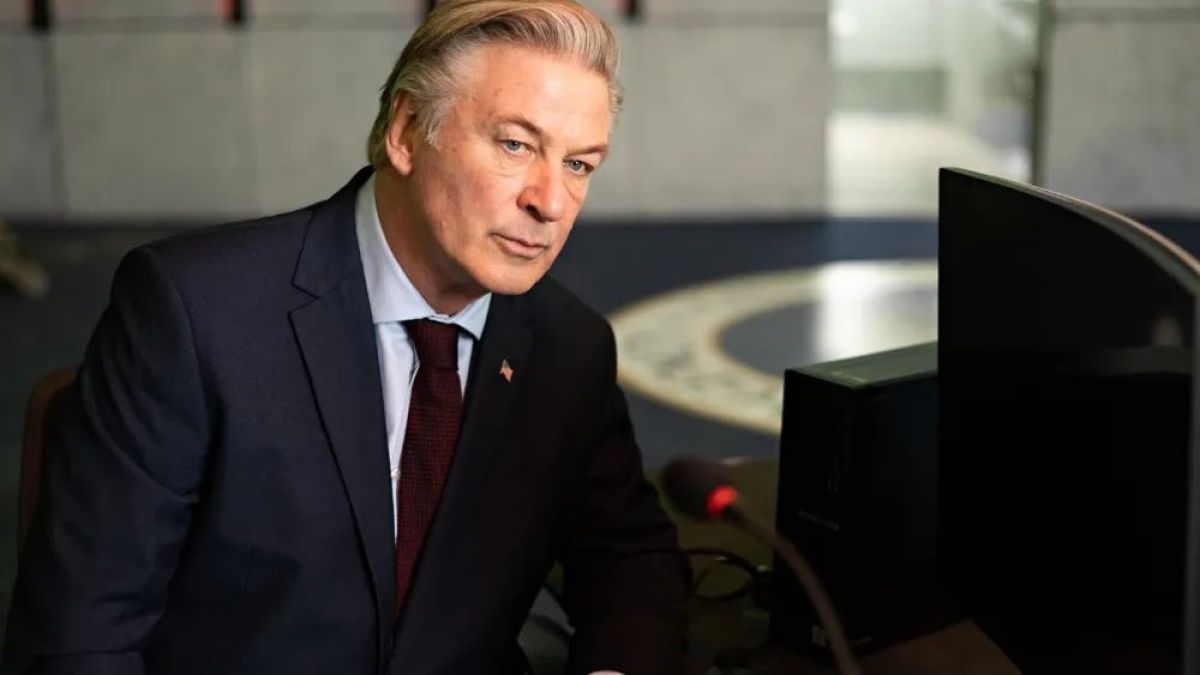 Crítica de "Atentado en el aire", 97 minutos de vértigo con Alec Baldwin y Jonathan Rhys-Meyers