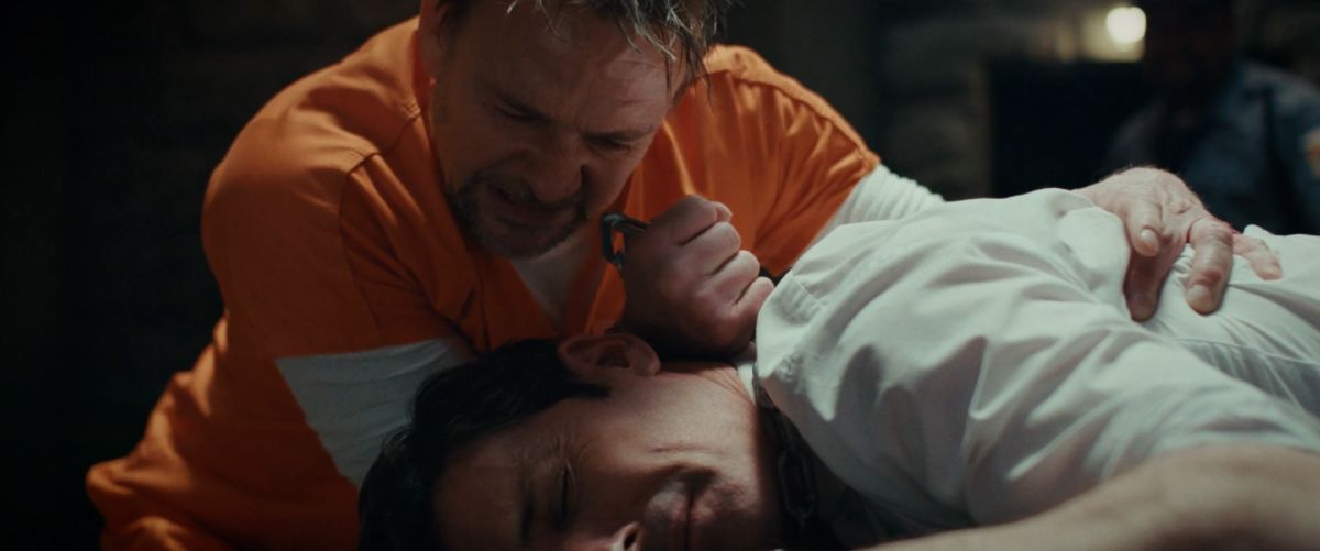 Crítica de “Nefarious”, una charla entre un hombre de ciencia ateo y el Cristo de los demonios