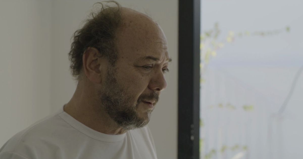 Crítica de “El villano”, Luis Ziembrowski dirige un documental tan personal como terapéutico