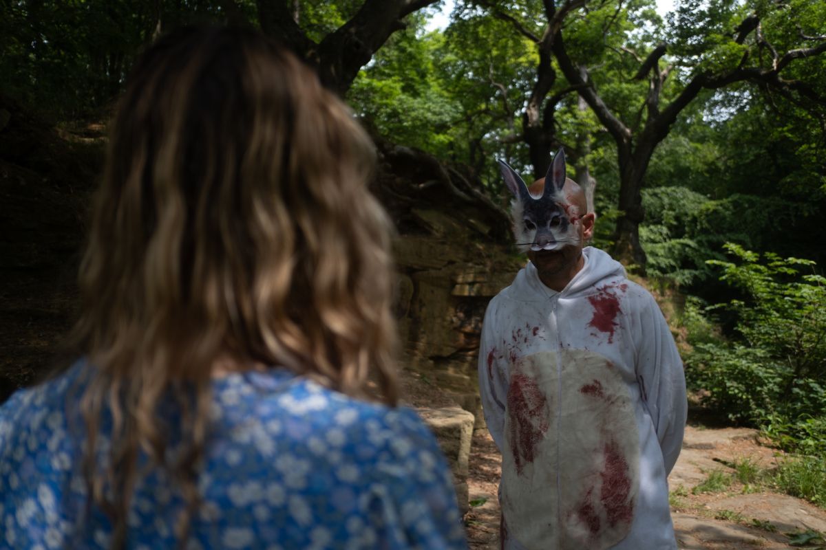 Crítica de “Alicia en el país de las pesadillas“, un Lewis Carroll para el espanto