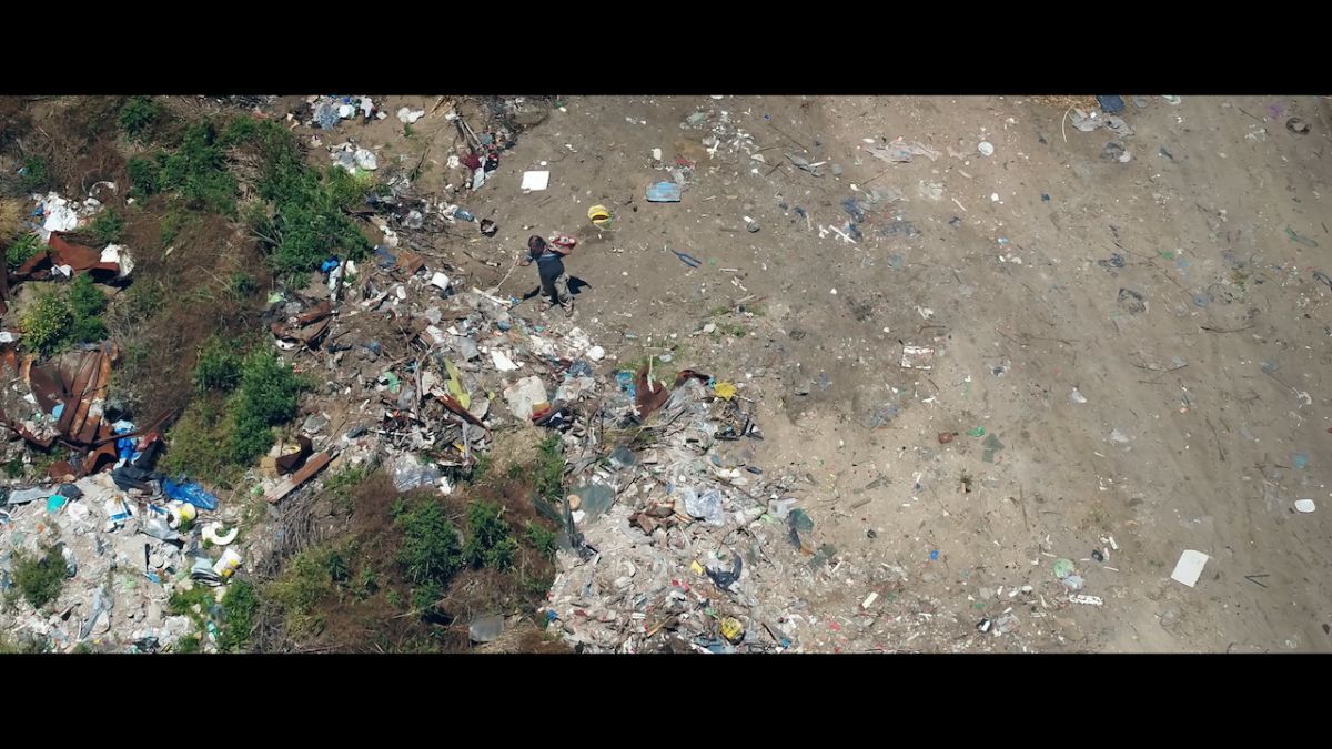 Critica de “Durazno Sangrando”: Claudio Santorelli  y una mirada sobre la discapacidad intelectual y la falta de empatía