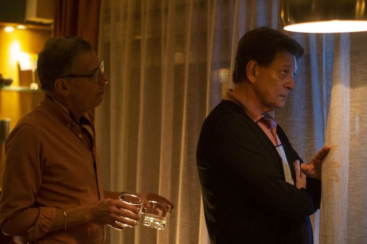 Lucas Santa Ana enciende “Luces azules” en la pantalla grande