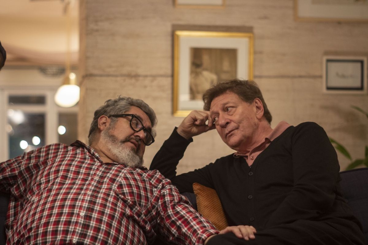 Lucas Santa Ana enciende “Luces azules” en la pantalla grande