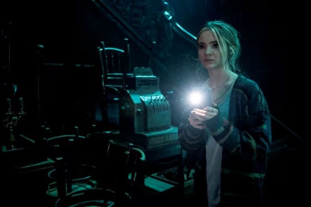 Crítica de “Baghead: Habla con los muertos”: terror fantástico con buenas ideas y malas actuaciones