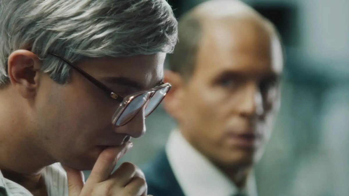 Crítica de "BlackBerry": Matt Johnson y la historia del teléfono que cambió las comunicaciones