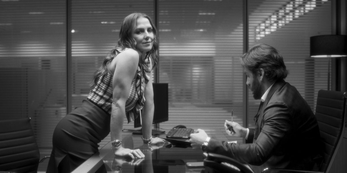 Crítica de "Recursos Humanos":  Jesús Magaña Vázquez adapta una comedia oscura en el ámbito laboral