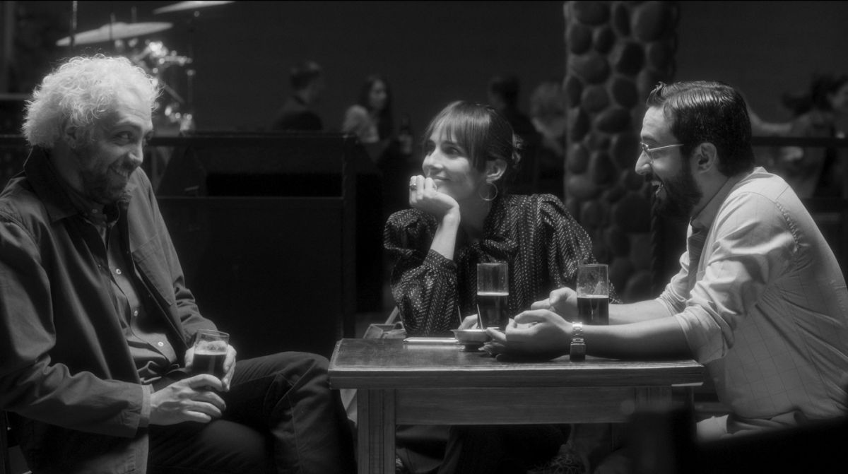 Crítica de "Recursos Humanos":  Jesús Magaña Vázquez adapta una comedia oscura en el ámbito laboral