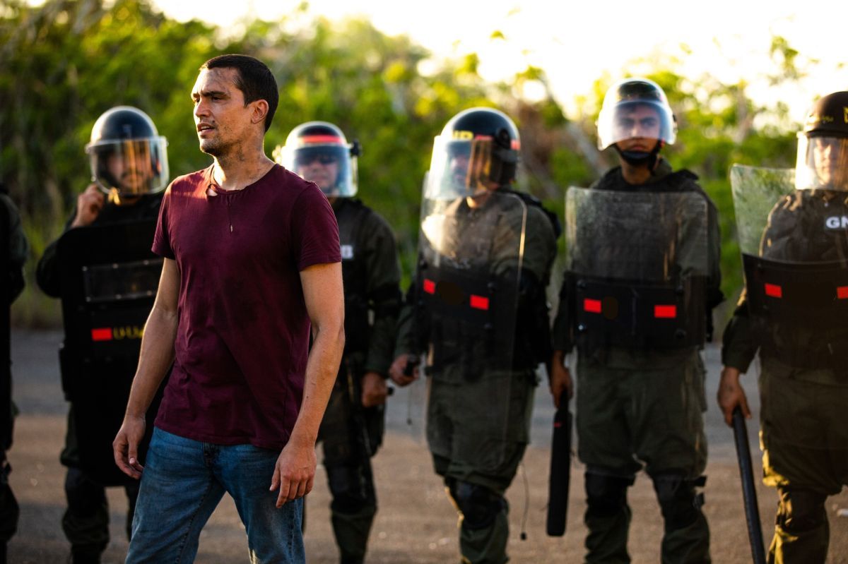 Crítica de “Simón”: un panfleto político contra el gobierno de Venezuela