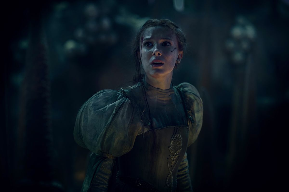 Crítica de "Damsel": la falsa mirada feminista de un cuento medieval sobre princesas y dragones