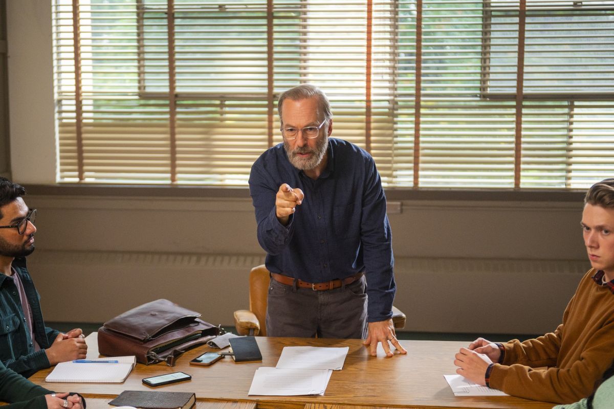 Crítica de "Lucky Hank": Bob Odenkirk protagoniza una comedia sobre la mediocridad