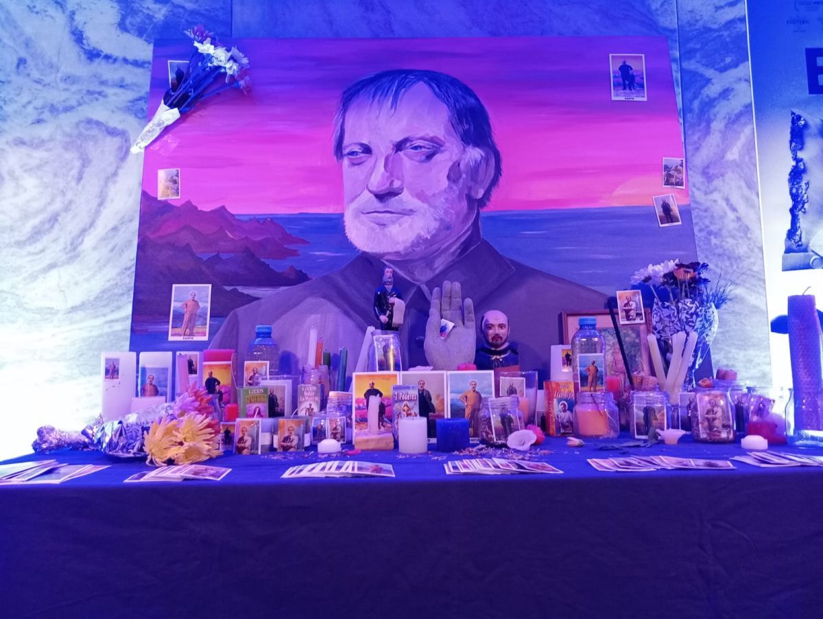 Crítica de “El santo”: el poder de la sanación y la autodestrucción en la ópera prima de Agustin Carbonere