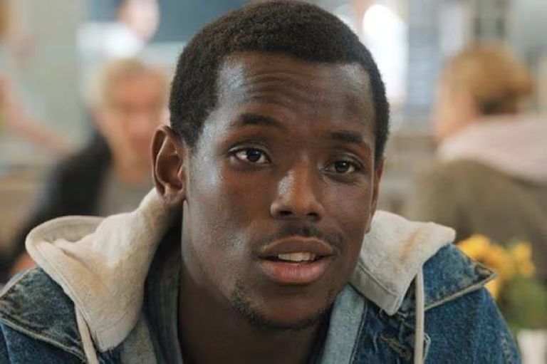 Crítica de "El juego bonito": Un golazo que desborda emoción y esperanza