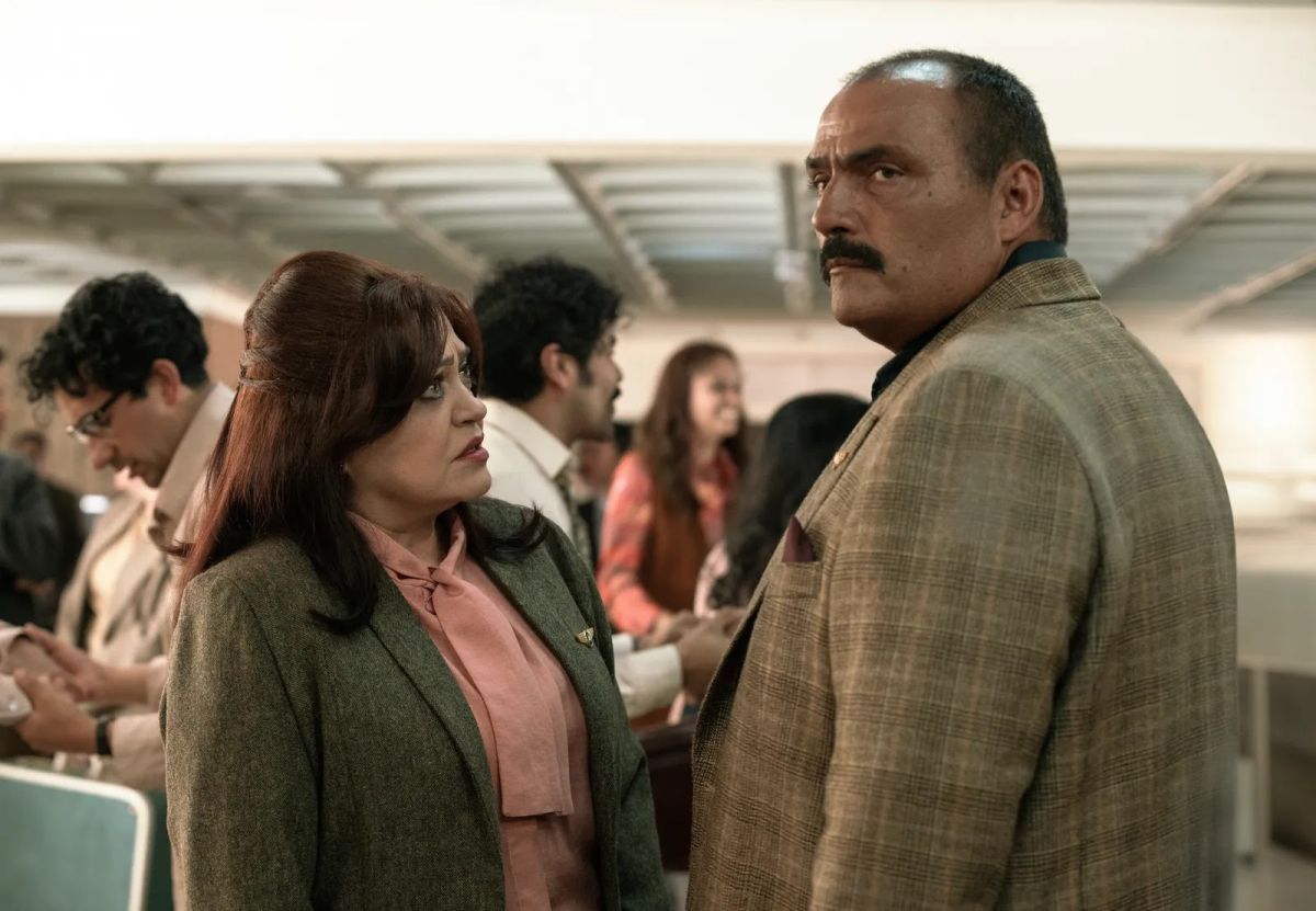 Crítica de "Secuestro del vuelo 601": Un desafortunado intento de fusionar el thriller con la telenovela