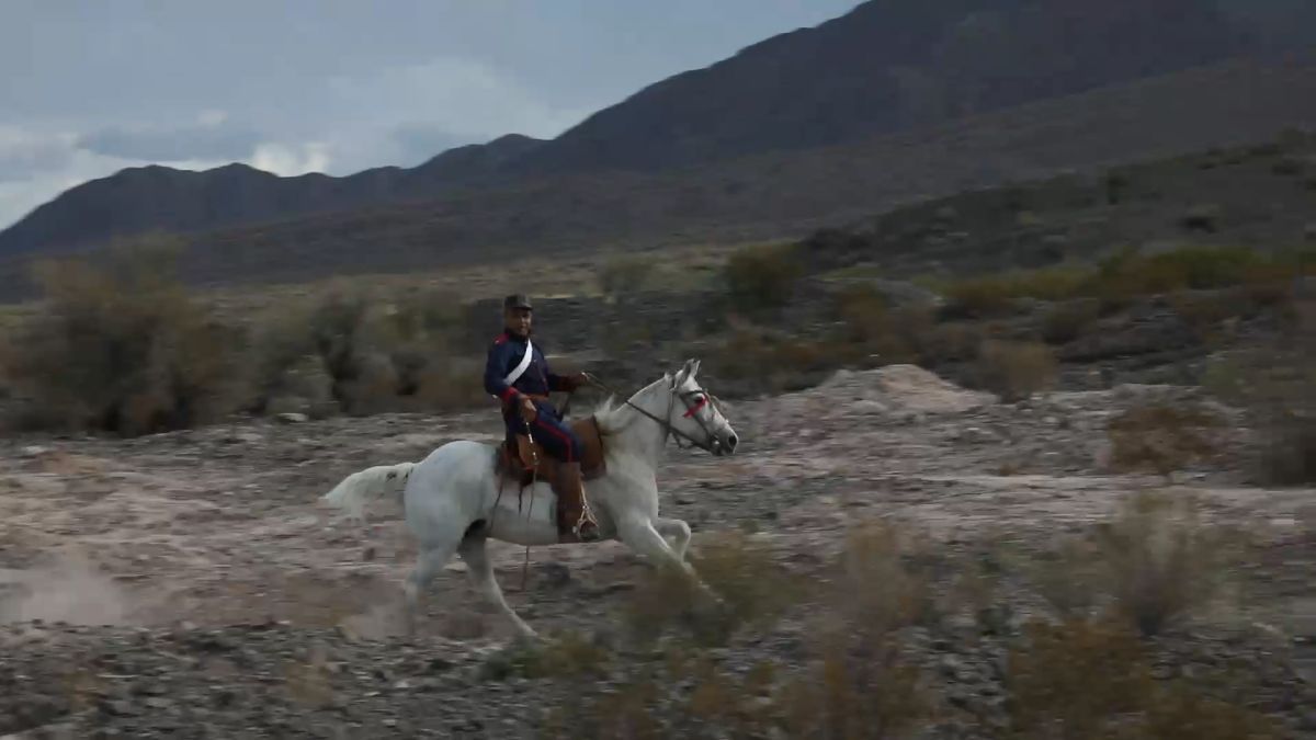 Crítica de "Cinensangre": Eduardo Spagnuolo y el esfuerzo de hacer cine