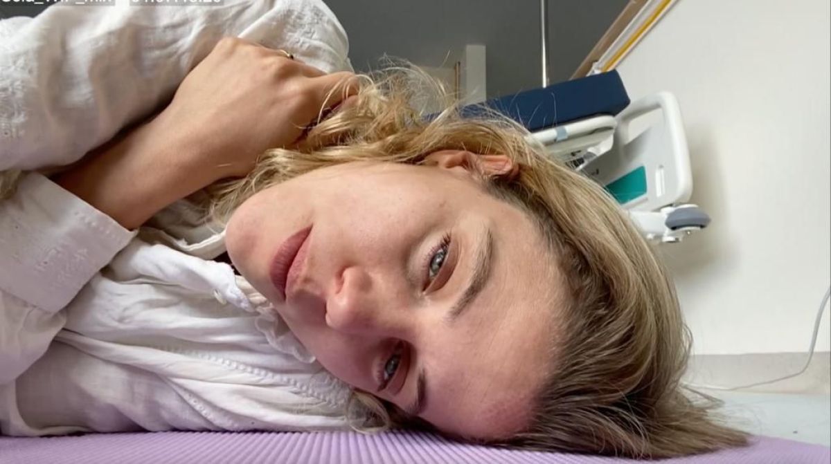 Crítica de "Sola en el paraíso": Justina Bustos y un rodaje frustrado en tiempos de pandemia