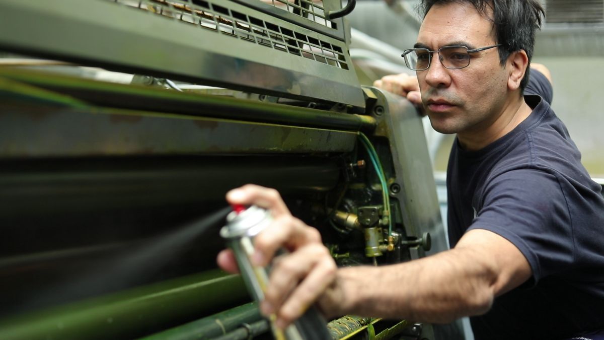 Crítica de "Imprenteros": Lorena Vega y Gonzalo Javier Zapico en un tributo al poder del arte y la familia