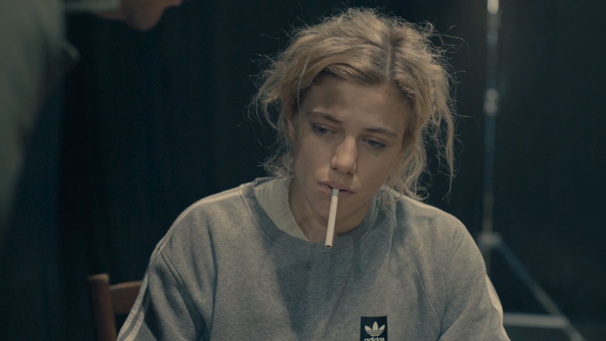 Justina Bustos: “sola en el paraíso”, acompañada en la pantalla grande