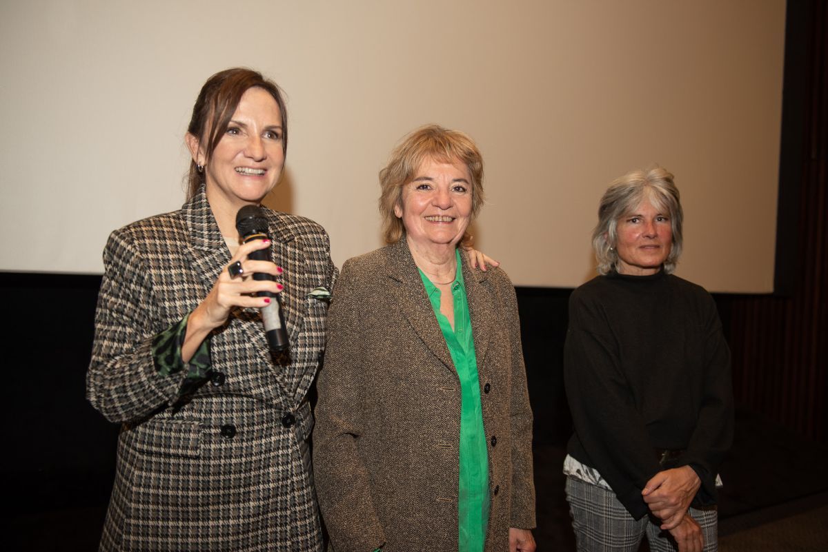 Con el estreno de "Miranda, de viernes a lunes" de María Victoria Menis dio inicio "La Mujer y el Cine"